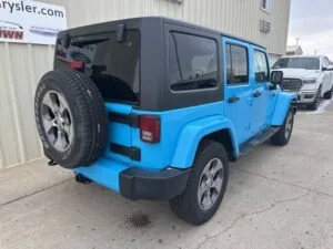2017 Jeep Wrangler Unlimited Sahara - Photo 7