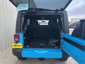 2017 Jeep Wrangler Unlimited Sahara - Photo 9