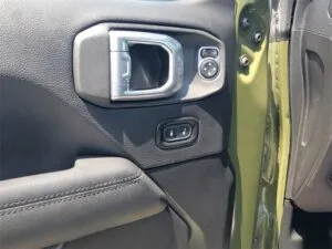 2020 Jeep Wrangler Unlimited Sahara Altitude - Photo 21