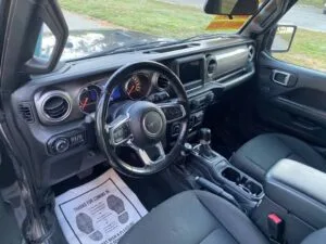 2020 Jeep Wrangler Unlimited Sahara - Photo 6