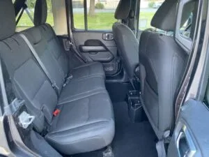 2020 Jeep Wrangler Unlimited Sahara - Photo 10