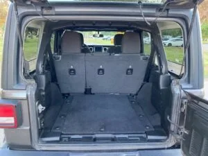 2020 Jeep Wrangler Unlimited Sahara - Photo 14